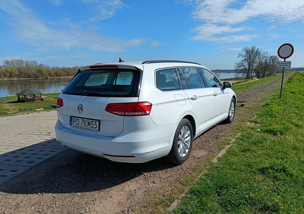 Volkswagen Passat cena 52000 przebieg: 198795, rok produkcji 2015 z Gubin małe 277